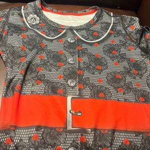 INKnBurn rose shirt size large